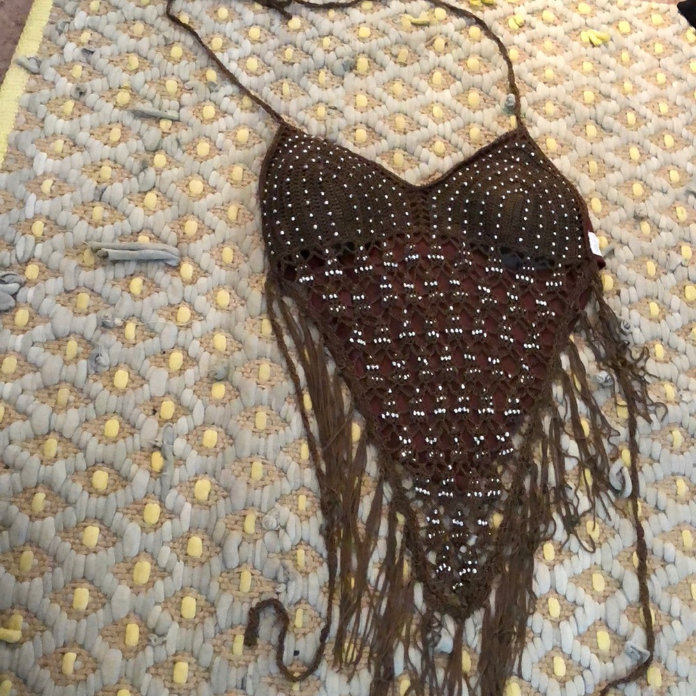 Backless top